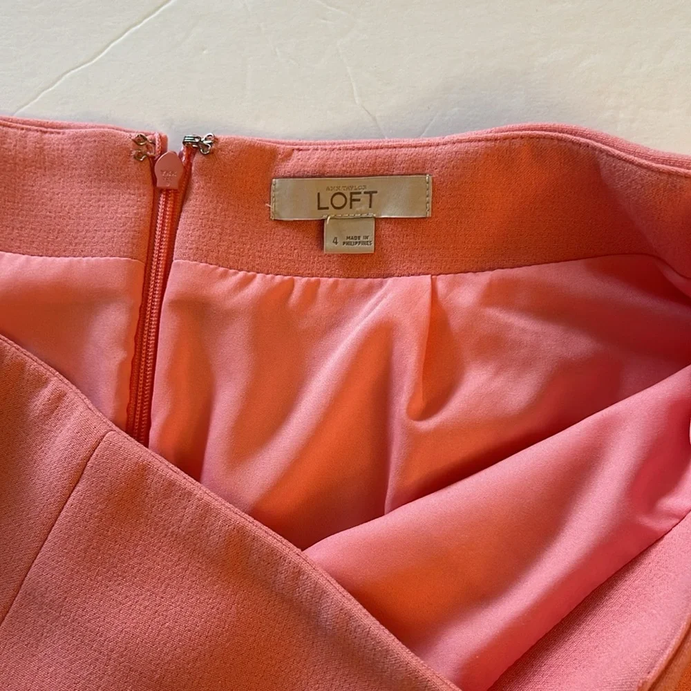 LOFT Ann Taylor Pink Scalloped Lasercut Skirt Ponte Knit Women's Size 4